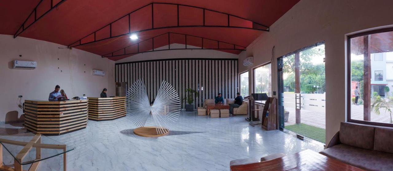 The Tattwaa Corbett Spa And Resort Rāmnagar Exterior photo