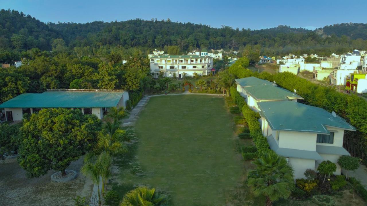 The Tattwaa Corbett Spa And Resort Rāmnagar Exterior photo