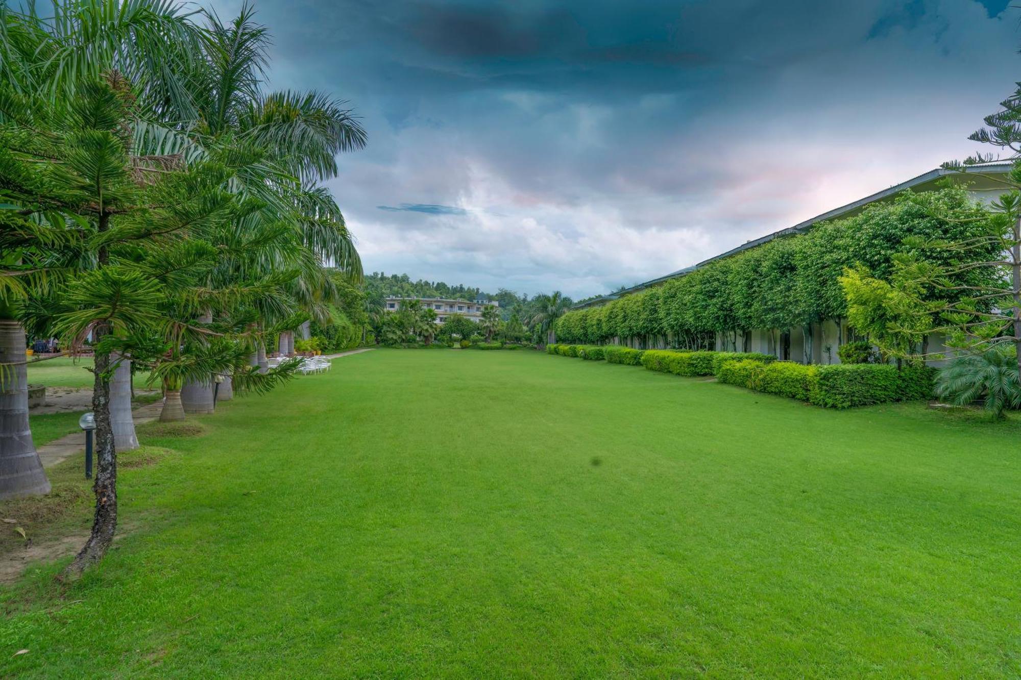 The Tattwaa Corbett Spa And Resort Rāmnagar Exterior photo